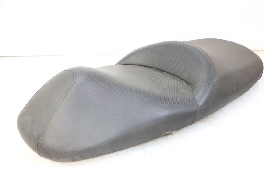 photo de SELLE HONDA FES S-WING SWING ABS 125 (2007 - 2015) - Ricambio usato controllato