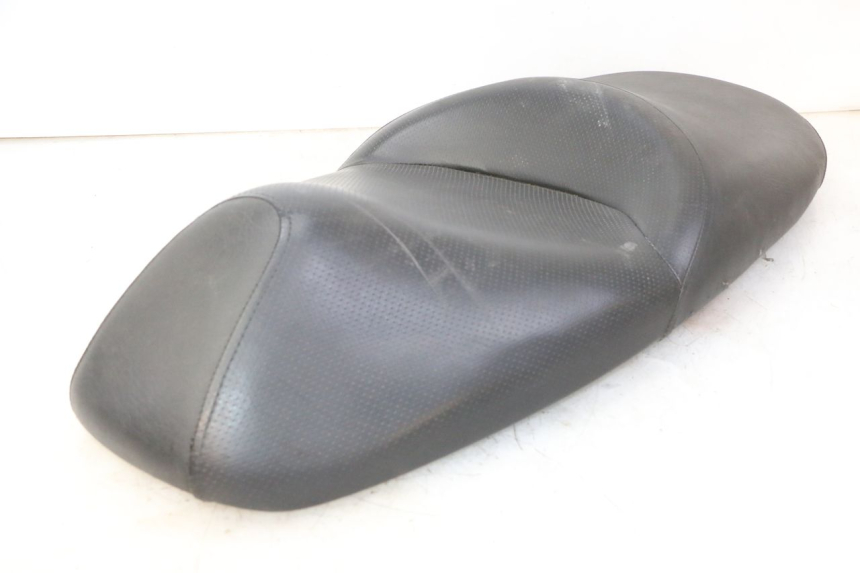 photo de SELLE HONDA FES S-WING SWING ABS 125 (2007 - 2015) - Vista principale