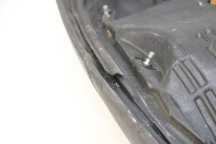 photo de SELLE HONDA FES S-WING SWING ABS 125 (2007 - 2015) - Altra angolazione