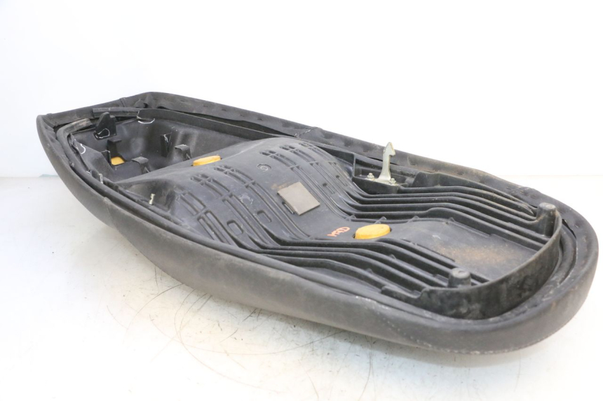 photo de SELLE HONDA FES S-WING SWING ABS 125 (2007 - 2015) - Altra vista dell'articolo