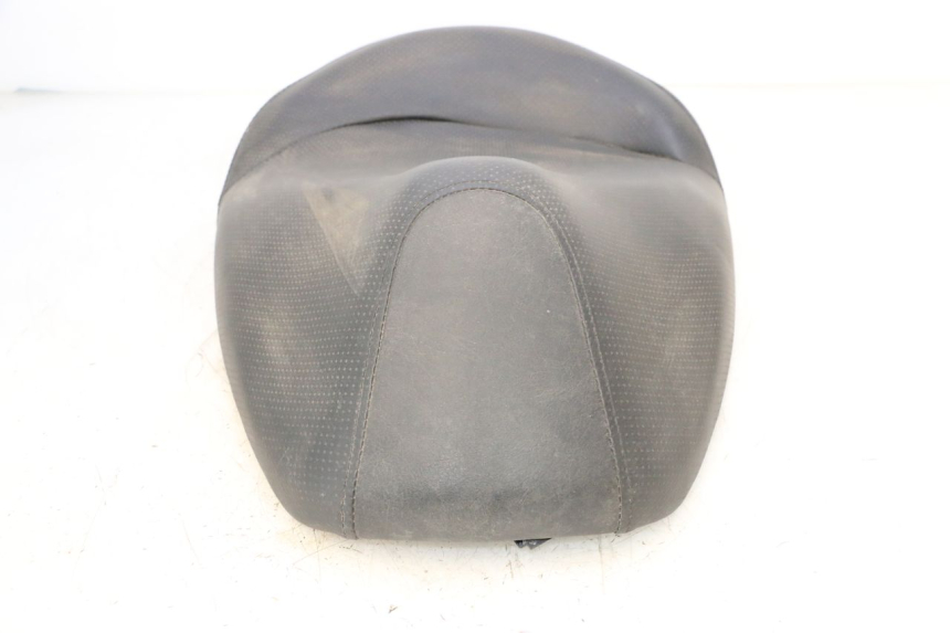 photo de SELLE HONDA FES S-WING SWING ABS 125 (2007 - 2015) - Dettagli dei punti di fissaggio