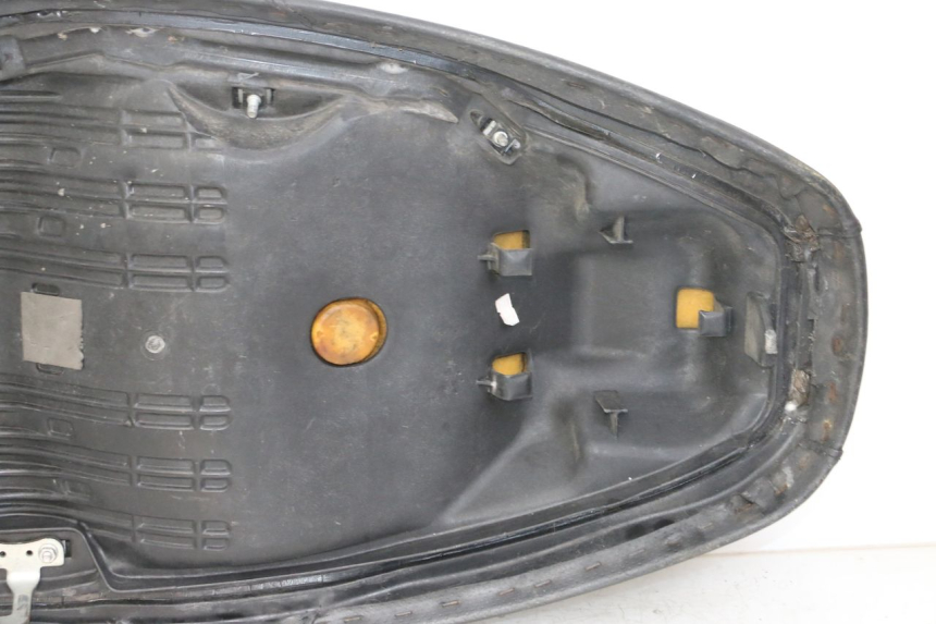 photo de SELLA HONDA FES S-WING SWING 125 (2007 - 2015) - Foto prodotto supplementare