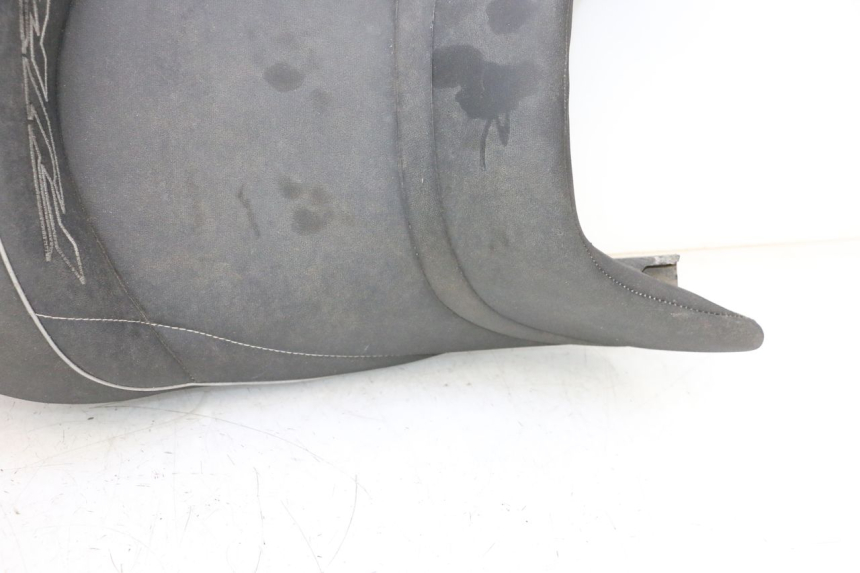 photo de SELLA YAMAHA FJR 1300 (2001 - 2005) - Marcature e riferimenti originali