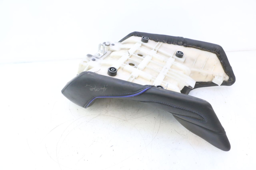 photo de SELLA YAMAHA FJR 1300 (2001 - 2005) - Zoom sui componenti