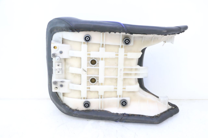 photo de SELLA YAMAHA FJR 1300 (2001 - 2005) - Angolazione alternativa