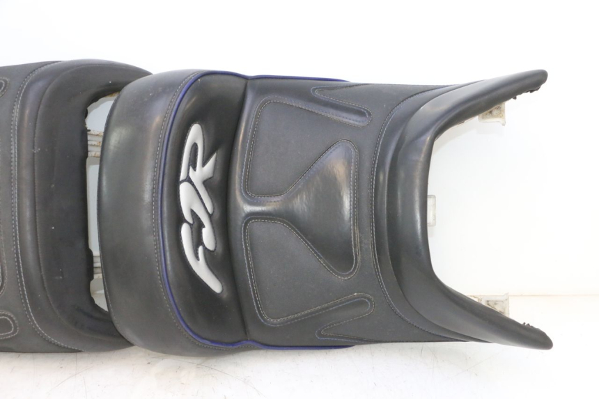 photo de SELLA YAMAHA FJR 1300 (2001 - 2005) - Dettagli dei punti di fissaggio