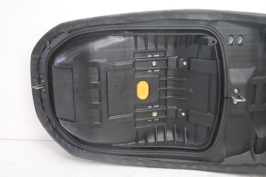 photo de SELLA HONDA FJS SILVER WING SILVERWING 400 (2005 - 2008) - Focus sulla struttura