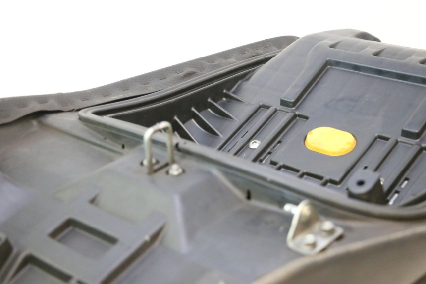 photo de SELLA HONDA FJS SILVER WING SILVERWING 400 (2005 - 2008) - Dettaglio del componente
