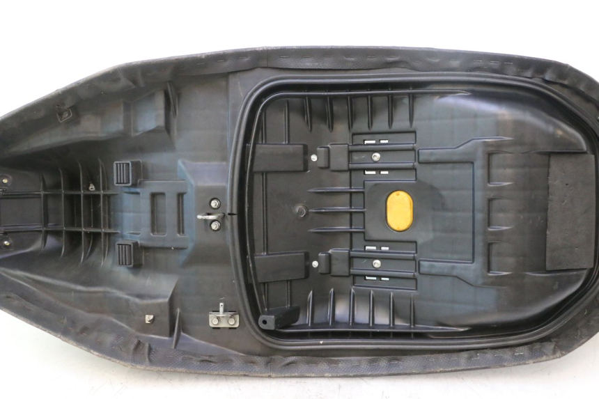 photo de SELLA HONDA FJS SILVER WING SILVERWING 400 (2005 - 2008) - Focus sulla struttura