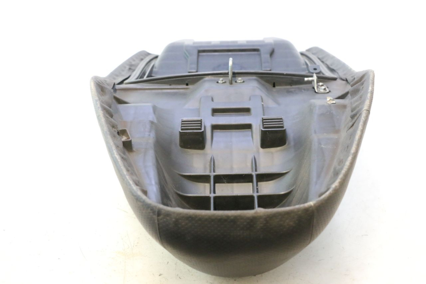 photo de SELLA HONDA FJS SILVER WING SILVERWING 400 (2005 - 2008) - Dettagli dei punti di fissaggio