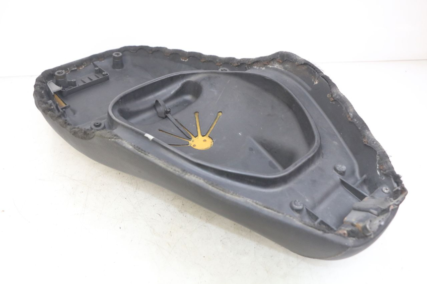 photo de SELLE PIAGGIO FLY 2T 50 (2004 - 2017) - Altra vista dell'articolo