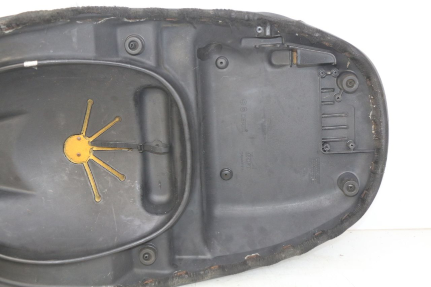 photo de SELLE PIAGGIO FLY 2T 50 (2004 - 2017) - Focus sulla struttura