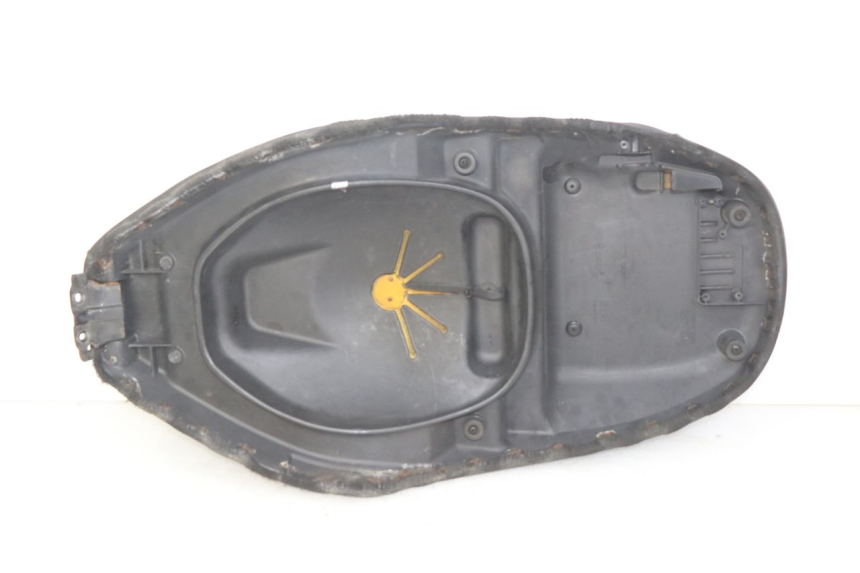 photo de SELLE PIAGGIO FLY 2T 50 (2004 - 2017) - Angolazione alternativa