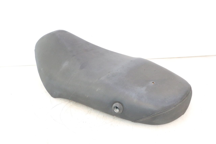 photo de SELLE PIAGGIO FLY 2T 50 (2004 - 2017) - Stato della superficie e materiale