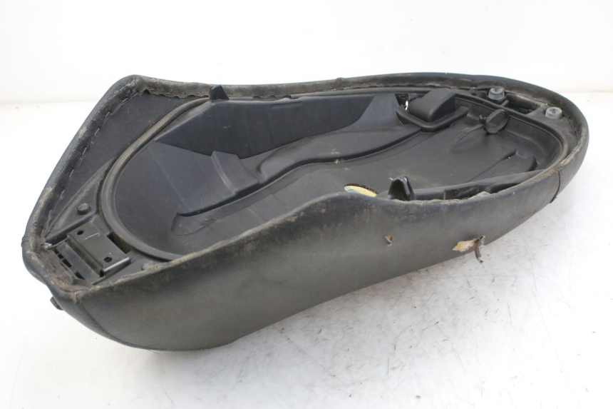 photo de SELLE PIAGGIO FLY 4T 50 (2013 - 2017) - Primo piano tecnico