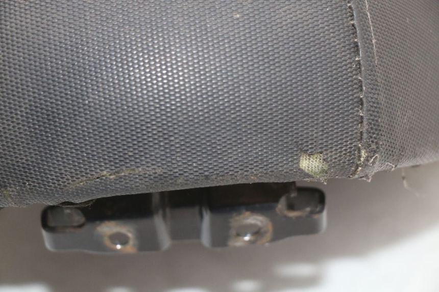 photo de SELLA PIAGGIO FLY 4T 50 (2004 - 2010) - Caratteristiche distintive