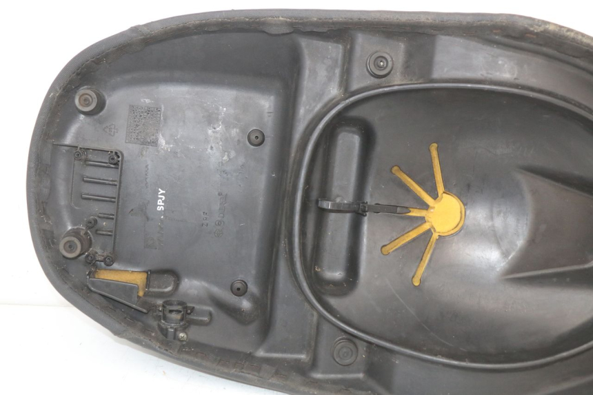 photo de SELLA PIAGGIO FLY 4T 50 (2004 - 2010) - Ricambio usato controllato