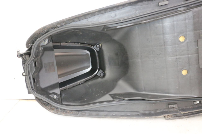 photo de SELLA HONDA FORZA ABS 300 (2013 - 2017) - Vista d'insieme del prodotto