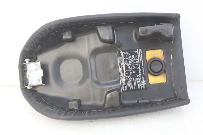 photo de SELLE PEUGEOT FOX 50 (1995 - 2003) - Ricambio usato controllato