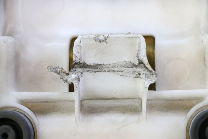 photo de SELLA YAMAHA FZ6 FAZER S2 600 (2007 - 2011) - Zoom sullo stato d'uso