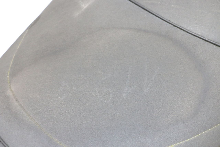 photo de SELLA YAMAHA FZ6 N FAZER 600 (2004 - 2006) - Zoom sullo stato d'uso