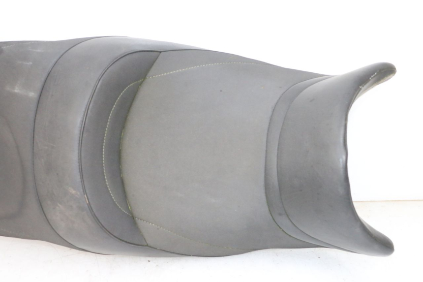 photo de SELLA YAMAHA FZ6 N FAZER 600 (2004 - 2006) - Primo piano tecnico