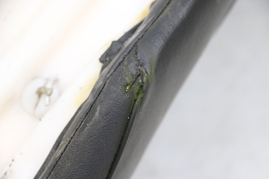 photo de SELLA YAMAHA FZ6 N FAZER 600 (2004 - 2006) - Marcature e riferimenti originali