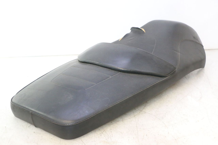 photo de SELLA GILERA GP 800 (2007 - 2013) - Altra angolazione