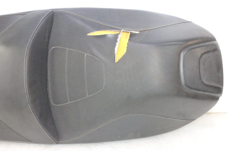 photo de SELLA GILERA GP 800 (2007 - 2013) - Altra angolazione