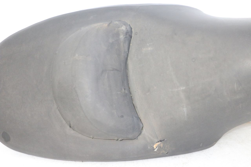 photo de SELLA KYMCO GRAND DINK 125 (2002 - 2007) - Angolazione alternativa