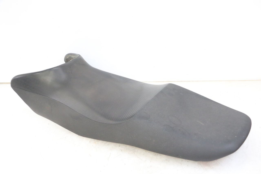 photo de SELLA SUZUKI GS GSE 500 (2001 - 2003) - Marcature e riferimenti originali