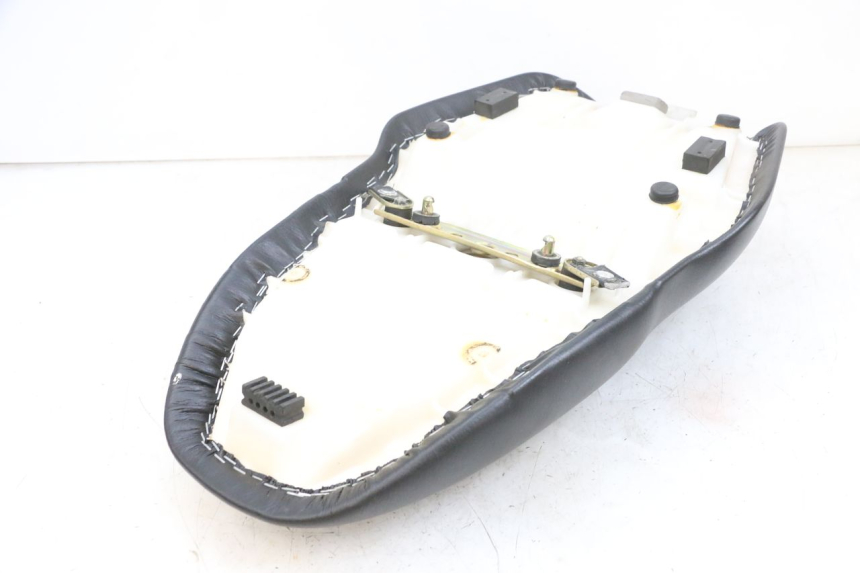 photo de SELLA SUZUKI GSF N BANDIT 600 (1996 - 1999) - Primo piano tecnico