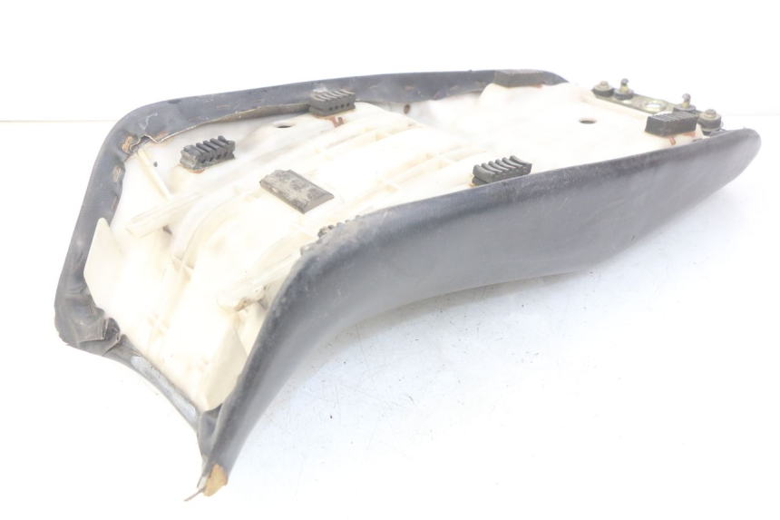 photo de SELLE SUZUKI GSX-F GSX  F 1100 (1988 - 1994) - Zoom sullo stato d'uso