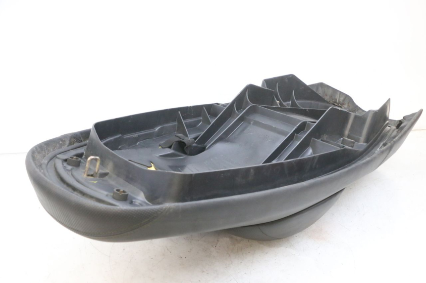 photo de SELLA SYM GTS EVO 125 (2009 - 2013) - Altra vista dell'articolo