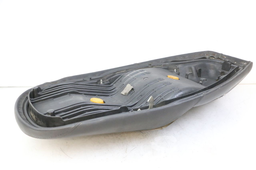 photo de SELLE HONDA FES S-WING SWING ABS 125 (2007 - 2015) - Altra vista dell'articolo