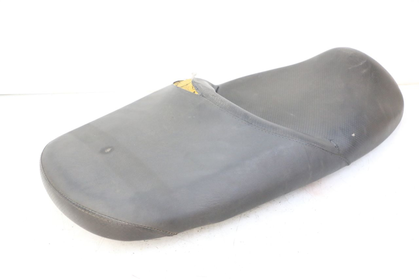 photo de SELLE HONDA FES S-WING SWING ABS 125 (2007 - 2015) - Zoom sullo stato d'uso