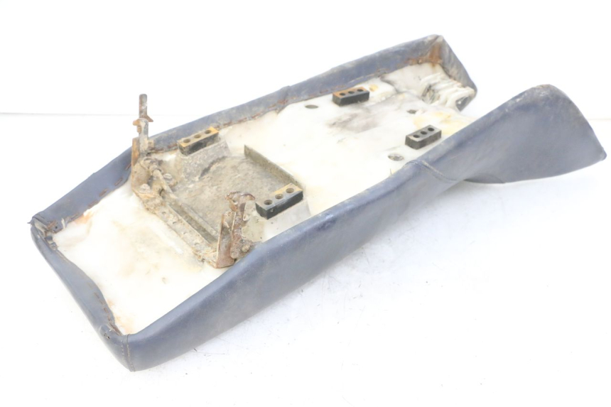 photo de SELLE HONDA MTX TC02 125 (1987 - 1989) - Zoom sullo stato d'uso