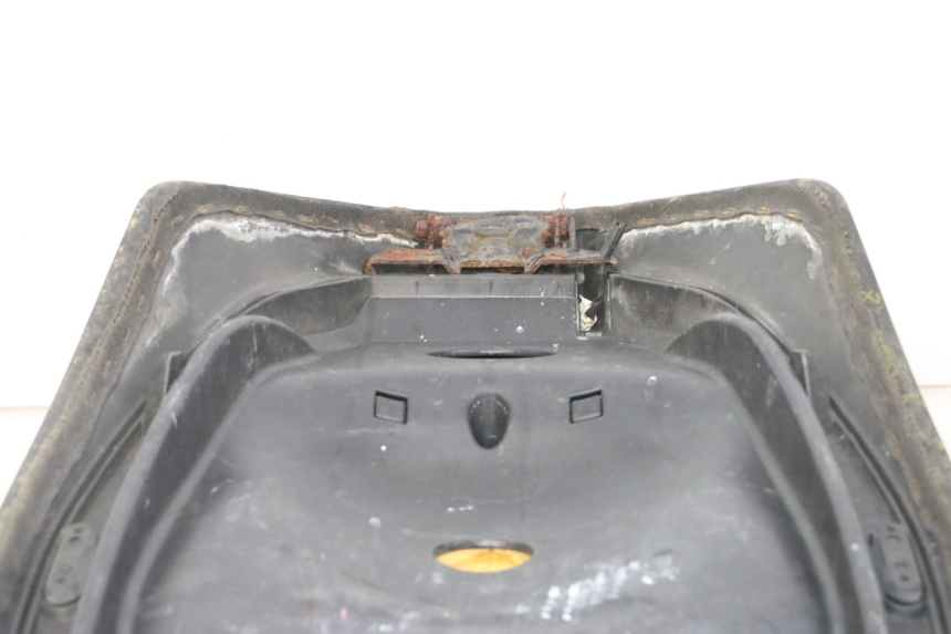 photo de SELLA PIAGGIO IE MP3 YOURBAN 300 (2011 - 2016) - Primo piano tecnico