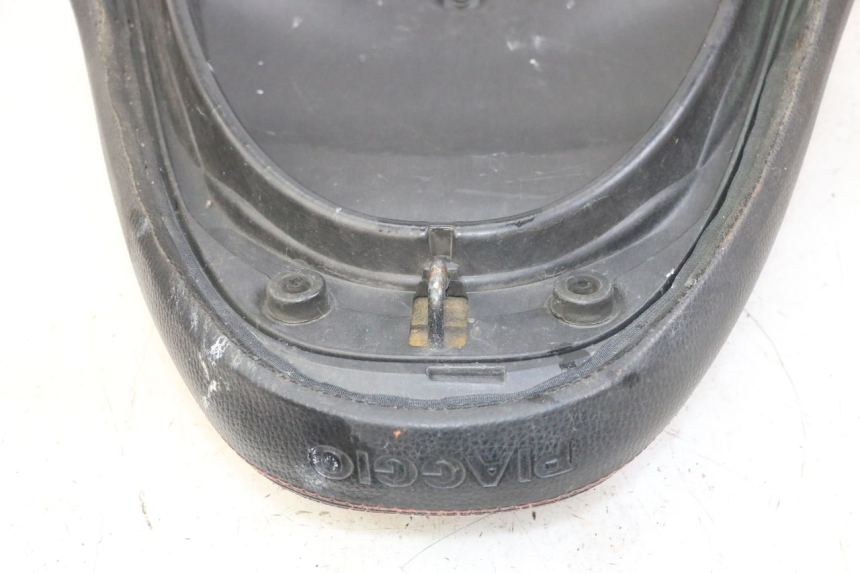 photo de SELLA PIAGGIO IE MP3 YOURBAN 300 (2011 - 2016) - Dettagli dei punti di fissaggio