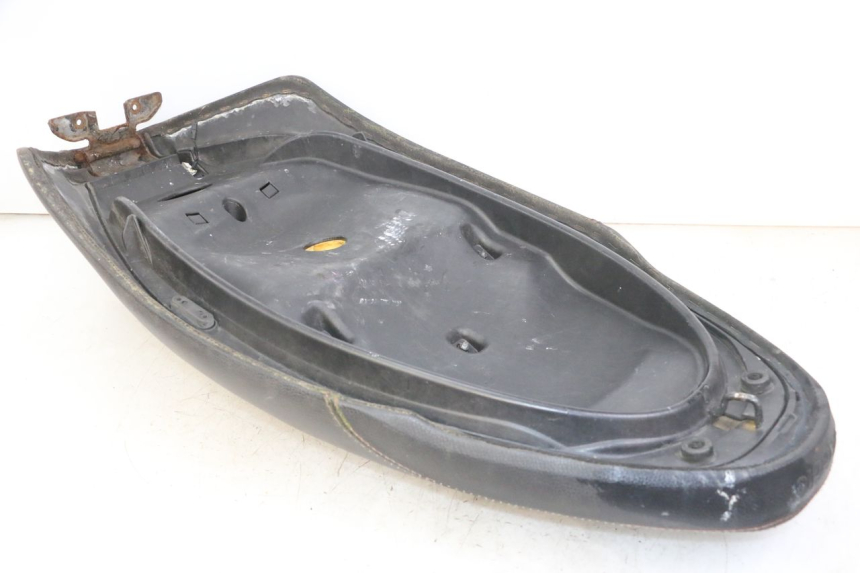 photo de SELLA PIAGGIO IE MP3 YOURBAN 300 (2011 - 2016) - Stato della superficie e materiale