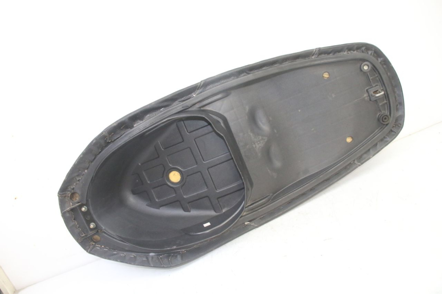 photo de SELLE SYM JET 14 4T 50 (2018 - 2022) - Dettagli dei punti di fissaggio