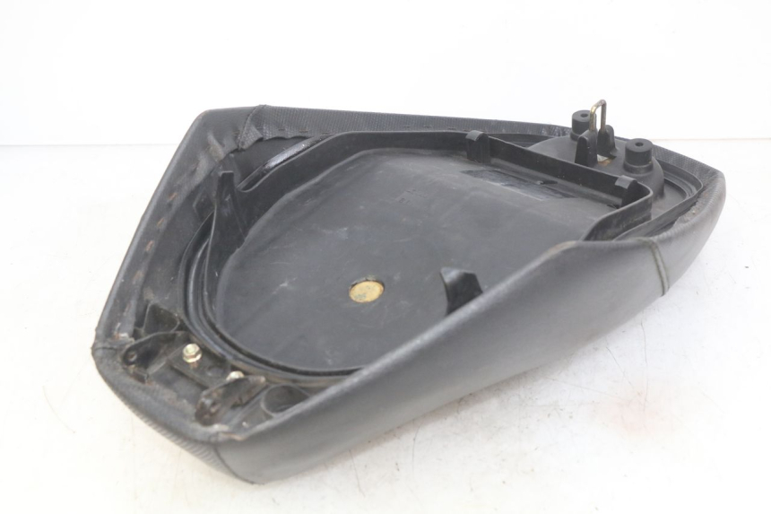 photo de SELLE SYM JET SPORT XR 50 (2006 - 2015) - Stato della superficie e materiale