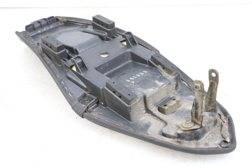 photo de SELLA KYMCO K-PW K-PIPE 50 (2012 - 2017) - Zoom sullo stato d'uso