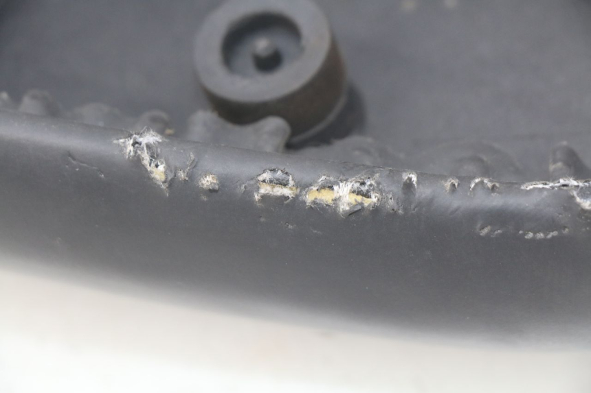 photo de SELLE PEUGEOT KISBEE 2T 50 (2010 - 2017) - Altra angolazione