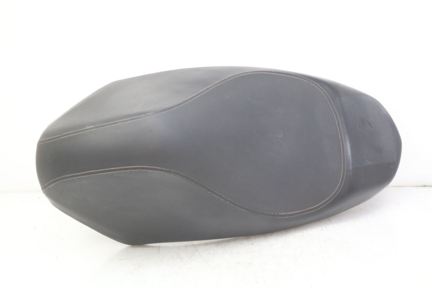 photo de SELLE PEUGEOT KISBEE 2T 50 (2010 - 2017) - Vista principale