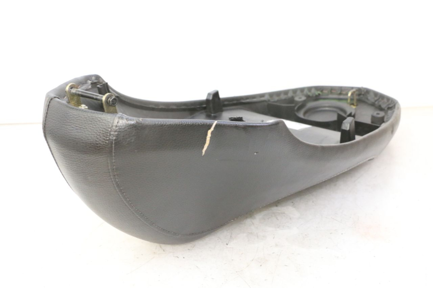 photo de SELLE PEUGEOT KISBEE 2T 50 (2010 - 2017) - Altra vista dell'articolo