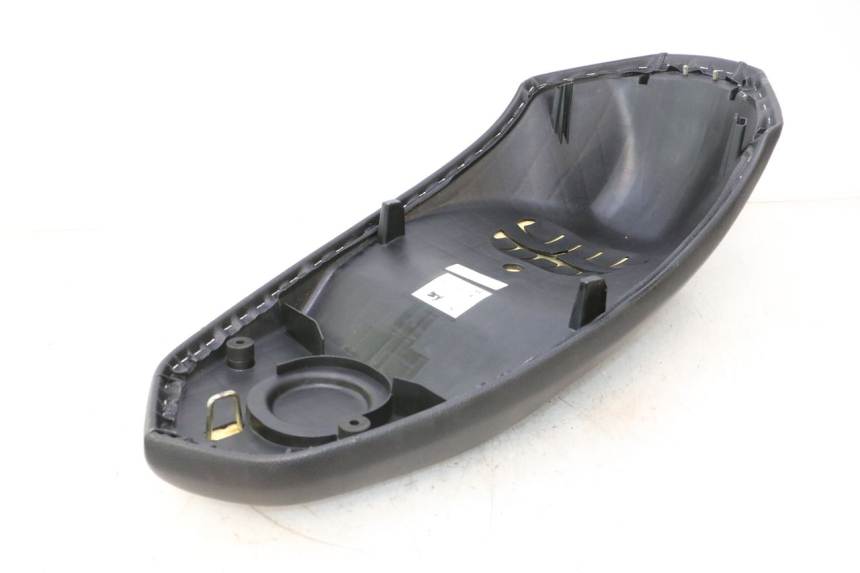 photo de SELLA PEUGEOT KISBEE 2T 50 (2018 - 2022) - Ricambio usato controllato