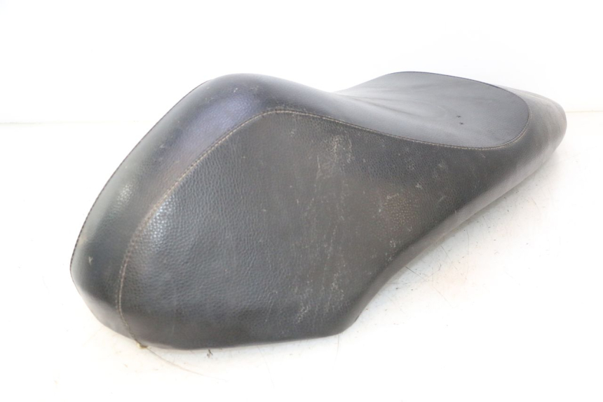 photo de SELLE PEUGEOT KISBEE 2T 50 (2010 - 2017) - Focus sulla struttura