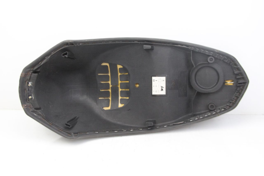 photo de SELLE PEUGEOT KISBEE 4T 50 (2018 - 2022) - Ricambio usato controllato