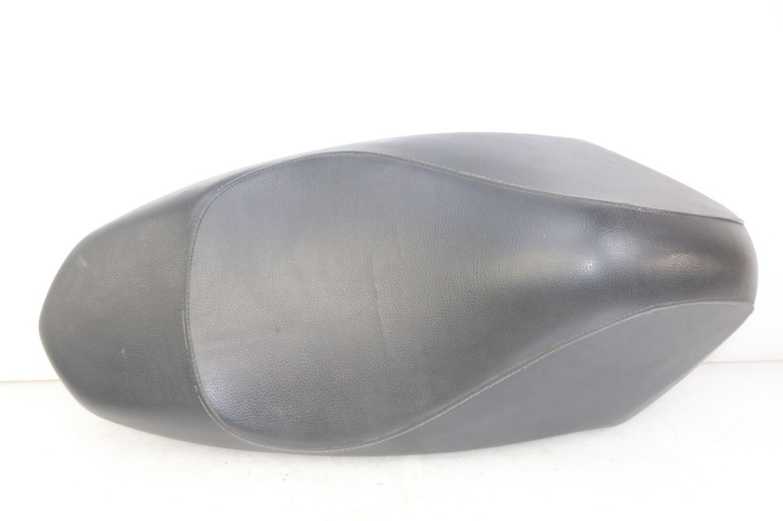 photo de SELLE PEUGEOT KISBEE 4T 50 (2018 - 2022) - Vista principale